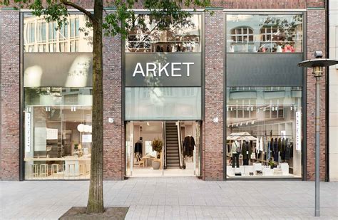 Does Arket Ship to US: Exploring the Intersection of Global Fashion and Local Accessibility